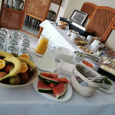 Hotel Poludnica